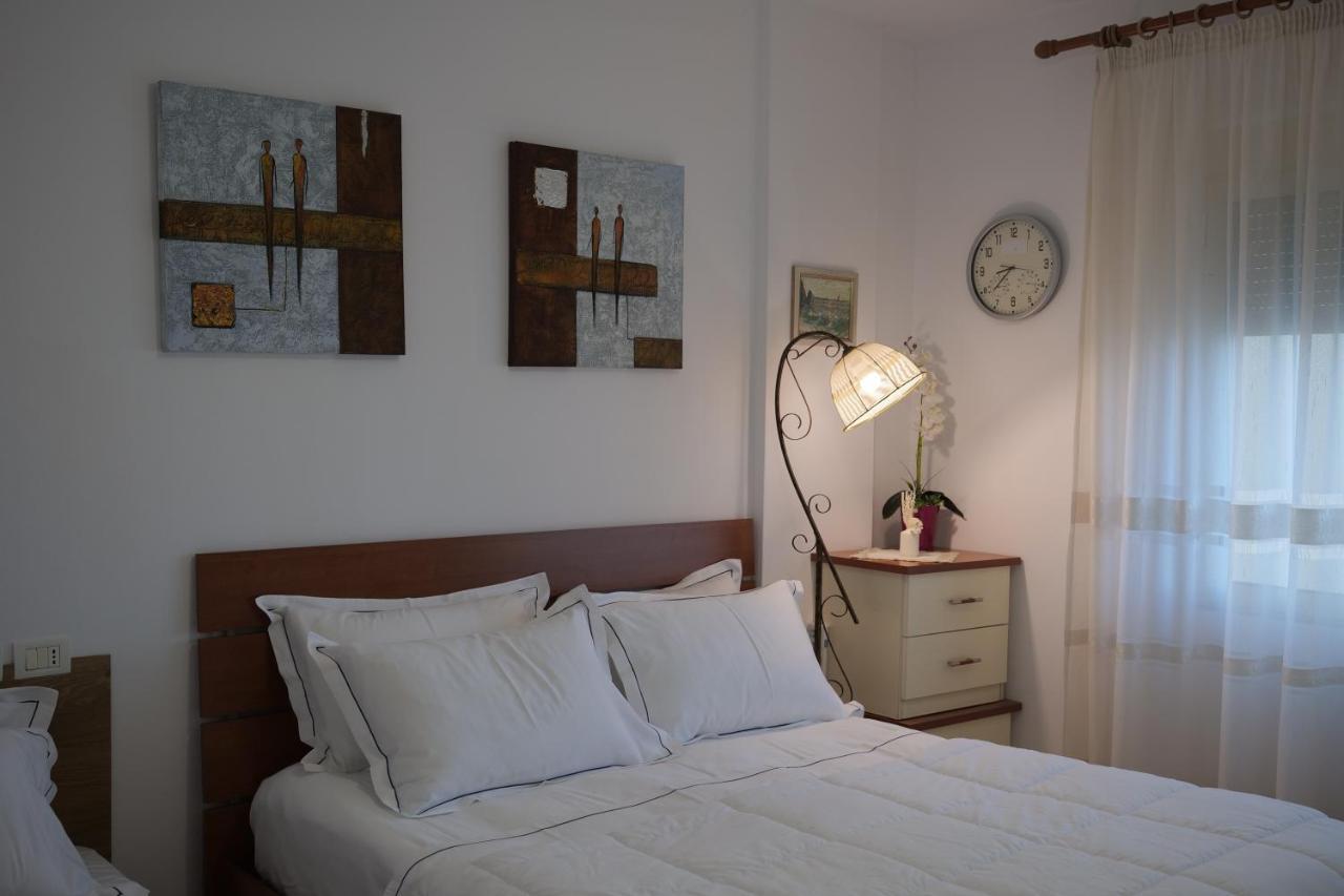 Teuta Apartment ดูร์เรส ภายนอก รูปภาพ